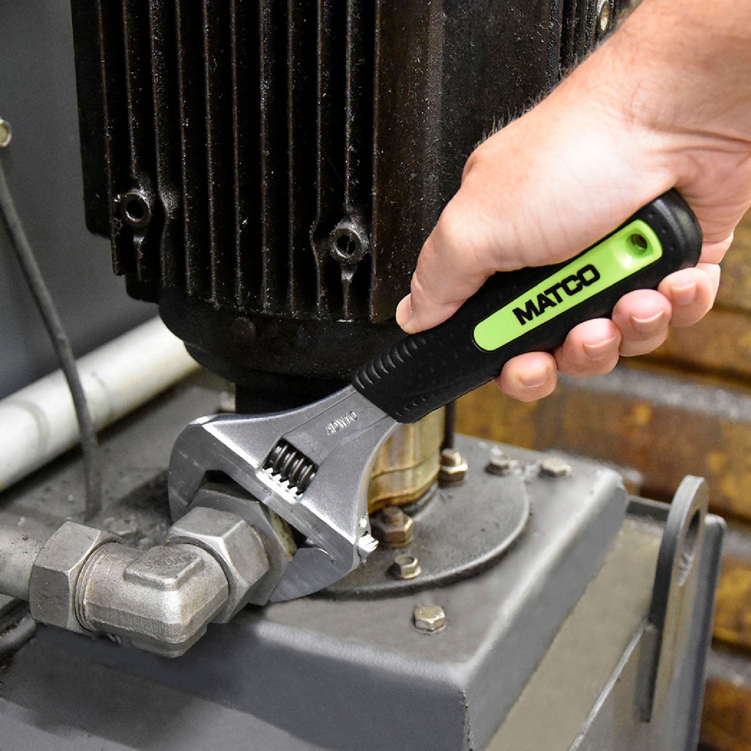 10 LONG SUPER WIDE OPENING ADJUSTABLE WRENCH ADW10 | eBaydiy Tools - Image 9