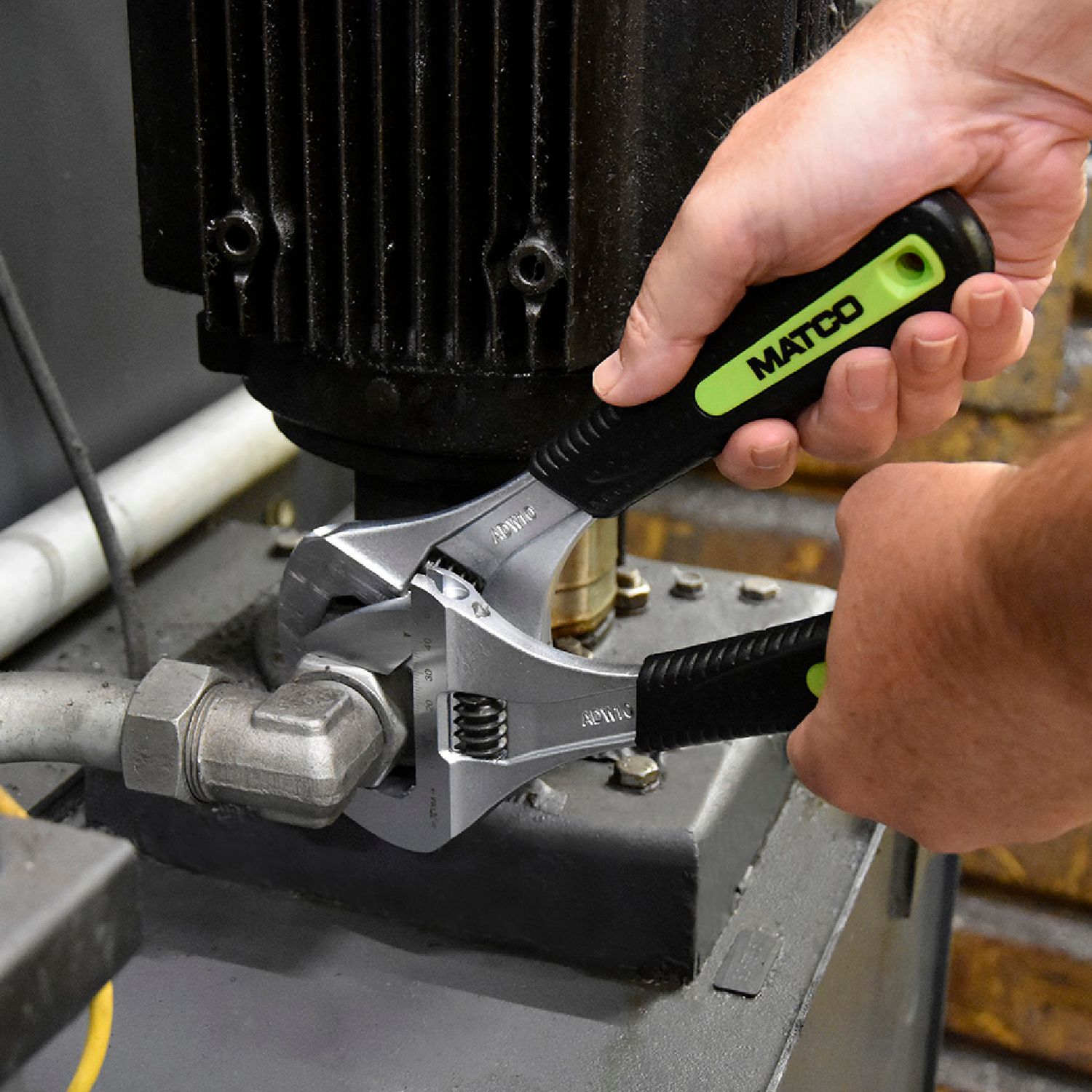 10 LONG SUPER WIDE OPENING ADJUSTABLE WRENCH ADW10 | eBaydiy Tools - Image 11