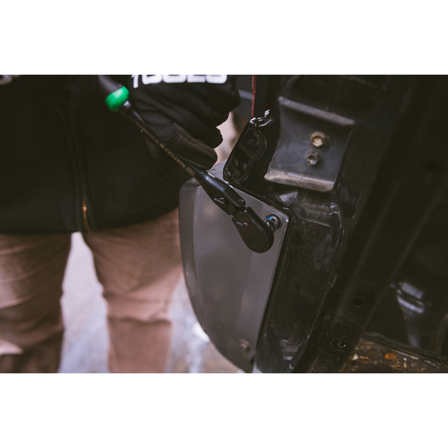 3/8 DRIVE 12-1/2 EIGHTY8 TOOTH BLACK CHROME LOCKING FLEX RATCHET WITH ERGO HANDLE - GREEN BFR128BLFG | eBaydiy Tools - Image 5