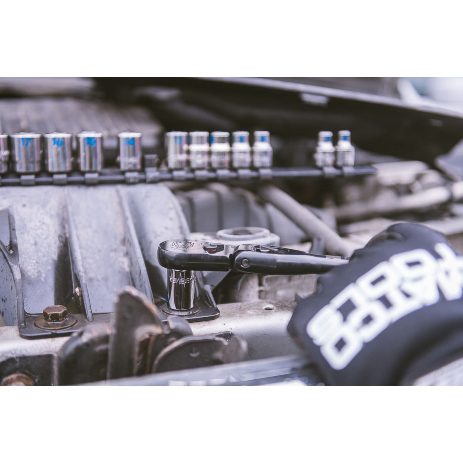 3/8 DRIVE 12-1/2 EIGHTY8 TOOTH BLACK CHROME LOCKING FLEX RATCHET WITH ERGO HANDLE - ORANGE BFR128BLFM | eBaydiy Tools - Image 20