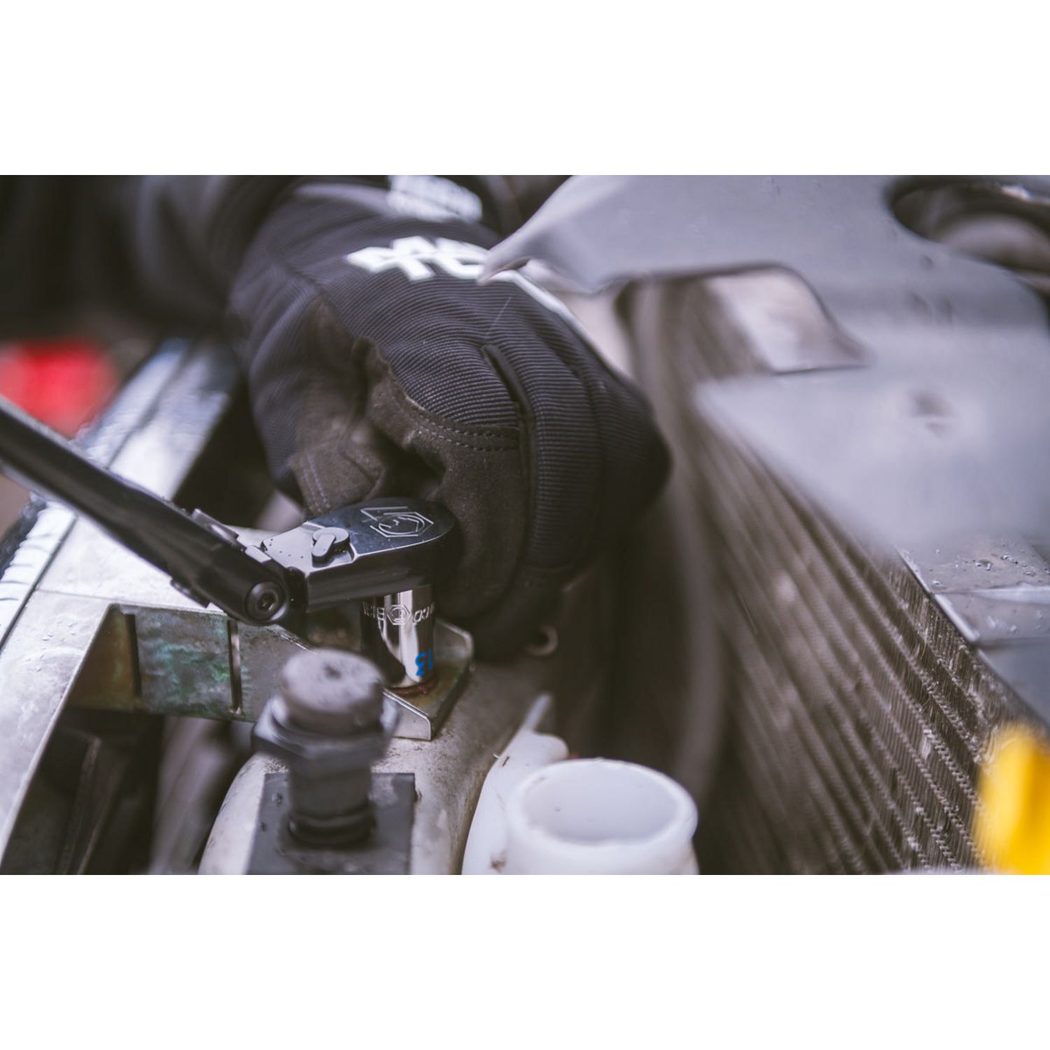 3/8 DRIVE 12-1/2 EIGHTY8 TOOTH BLACK CHROME LOCKING FLEX RATCHET WITH ERGO HANDLE - ORANGE BFR128BLFM | eBaydiy Tools - Image 22