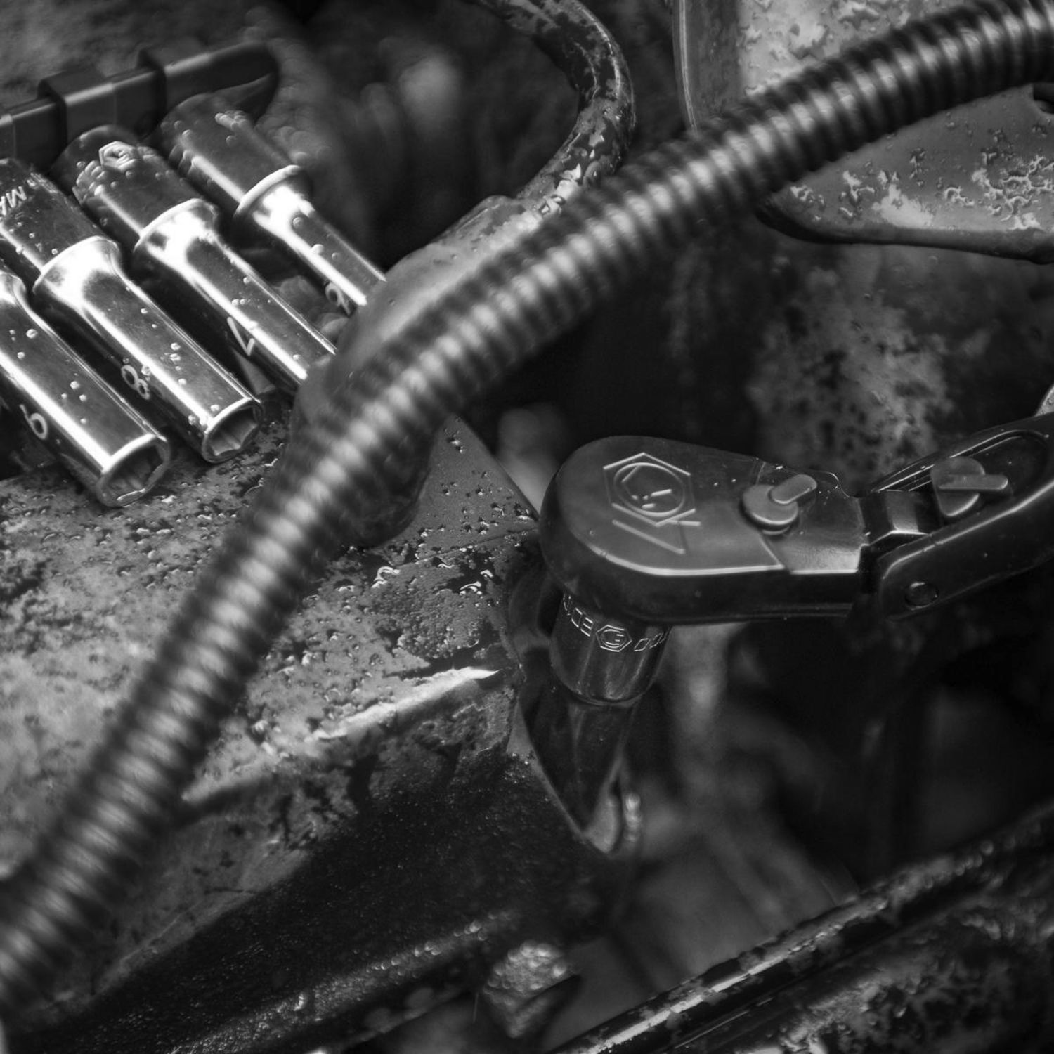 3/8 DRIVE 12-1/2 EIGHTY8 TOOTH BLACK CHROME LOCKING FLEX RATCHET WITH ERGO HANDLE - ORANGE BFR128BLFM | eBaydiy Tools - Image 23