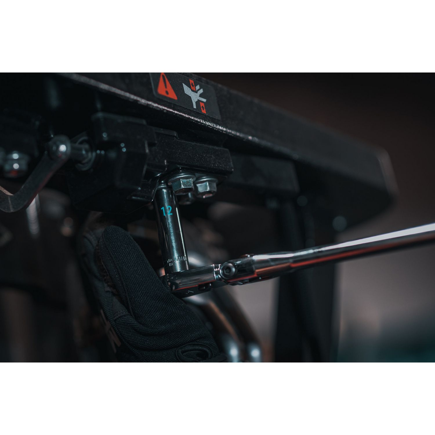 3/8 DRIVE 12-1/2 EIGHTY8 TOOTH LOCKING FLEX HEAD RATCHET WITH ERGO HANDLE - BLUE BFR128LFB | eBaydiy Tools - Image 3